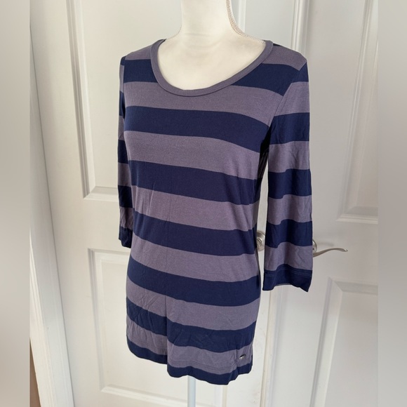 LACOSTE  Striped Back Zipper Tunic - Picture 10 of 13